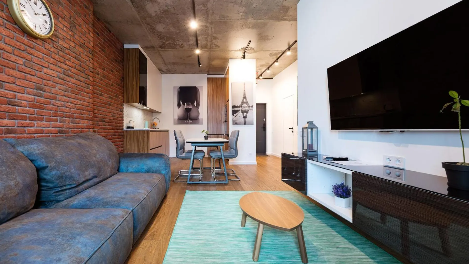 Manhattan location